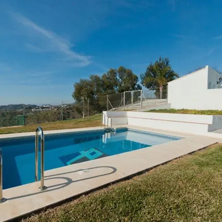 In Velez Malaga Malaga 103073 ホテル